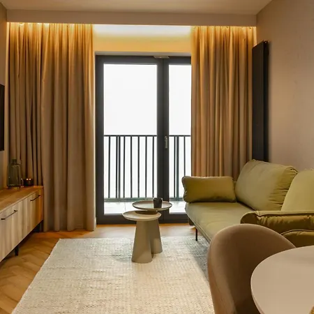 Izeryn 49 Apartment *